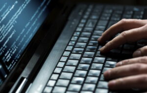 Российские хакеры использовали 9000 компьютеров для майнинга Monero, Zcash и других криптовалют