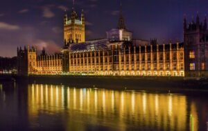 Палата лордов призвала британское правительство задействовать блокчейн в секторе государственных услуг