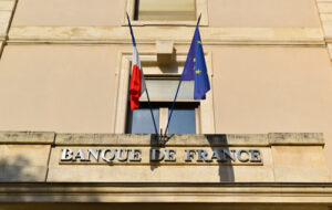 Инвестируйте в биткоин на свой страх и риск — Глава ЦБ Франции