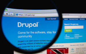 Сотни сайтов на Drupal оказались заражены майнером Coinhive