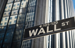 Несколько трейдинговых фирм с Уолл-стрит признались, что торгуют биткоином
