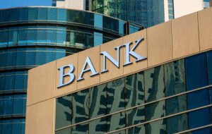 Банк Metropolitan опроверг информацию об изменении политики в отношении криптовалютных переводов