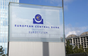 Президент ЕЦБ призвала общественность высказаться по теме цифрового евро