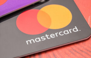 Mastercard откроет доступ к биткоину всем банкам и торговым точкам в своей сети