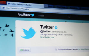Взлом Twitter стал результатом направленной фишинг-атаки на сотрудников платформы