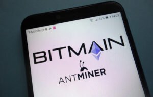 Bitmain начинает продажу Antminer S15 и T15 на базе 7-нм чипа