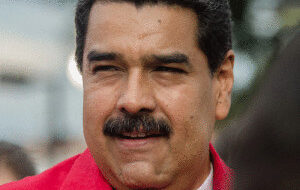 Николас Мадуро проведёт эирдроп криптовалюты Petro для венесуэльских врачей