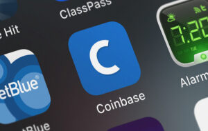 СМИ: Биржа криптовалют Coinbase может выйти на фондовый рынок до конца года