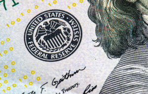 ФРС следует задуматься о собственной цифровой валюте — Бывший председатель FDIC