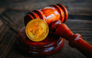 Суд в США оштрафовал организатора мошеннической схемы с биткоином Control-Finance на $572 млн