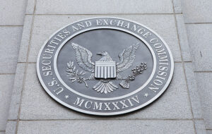 SEC добивается возобновления дела крипто-мошенника, не выполнившего её требований