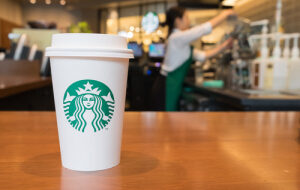 В приложении Starbucks стартовало тестирование оплаты покупок через Bakkt
