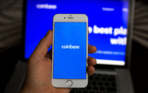 Предполагаемая капитализация Coinbase превысила $100 млрд спустя еще одну неделю торгов