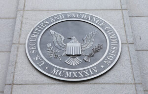 Комиссар SEC Хестер Пирс: Американский рынок готов к запуску биткоин-ETP
