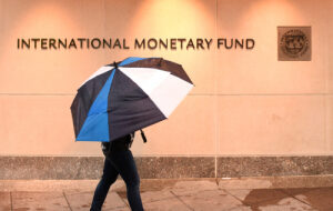 МВФ обеспокоен решением Сальвадора о признании биткоина платежным средством