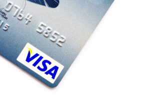 Binance удалила упоминания Visa из описания своей платёжной карты